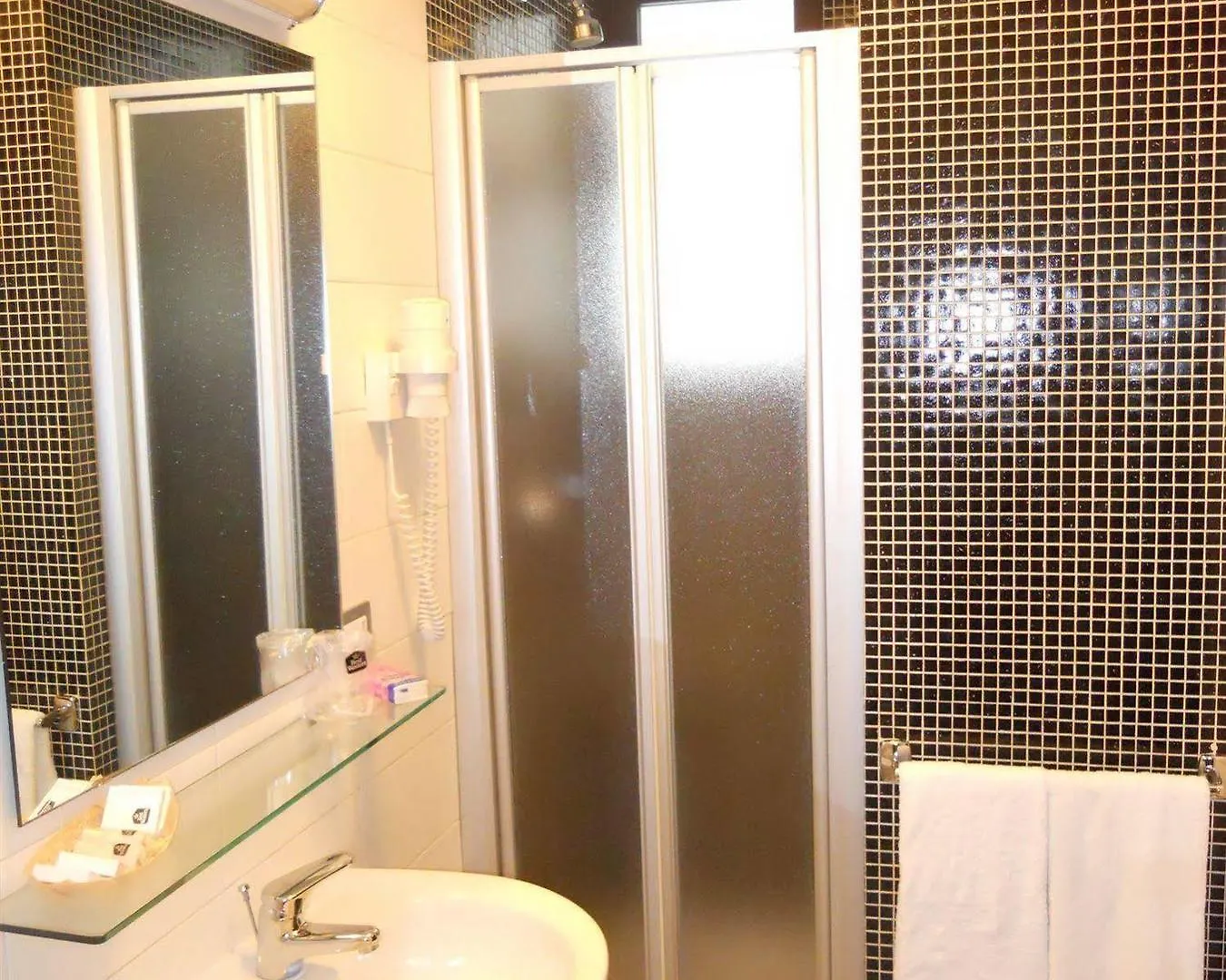 ***  Executive Business Hotel Bari Italia