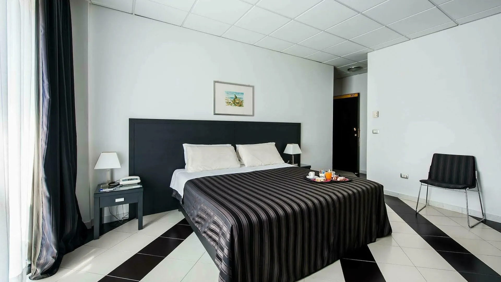 Executive Business Hotel Bari 3*,